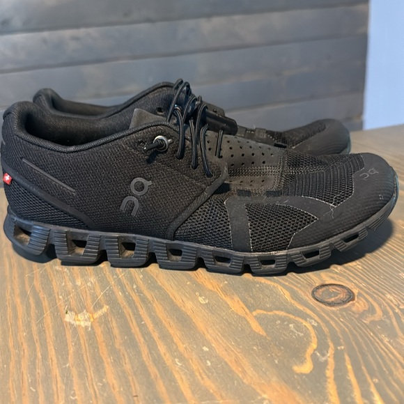 Swiss Engineering  Women’s size 7.5 - Picture 3 of 5